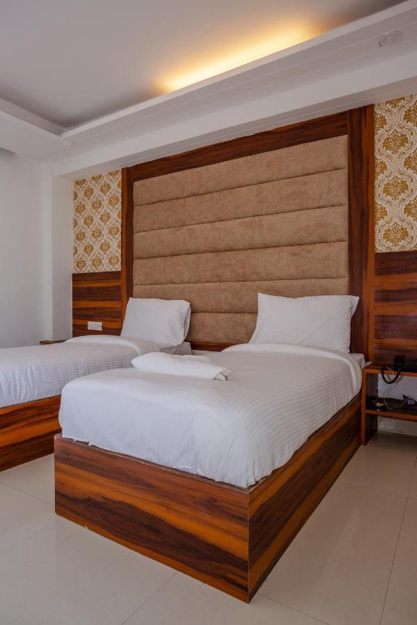 Hotel Doon Дехрадун Екстериор снимка